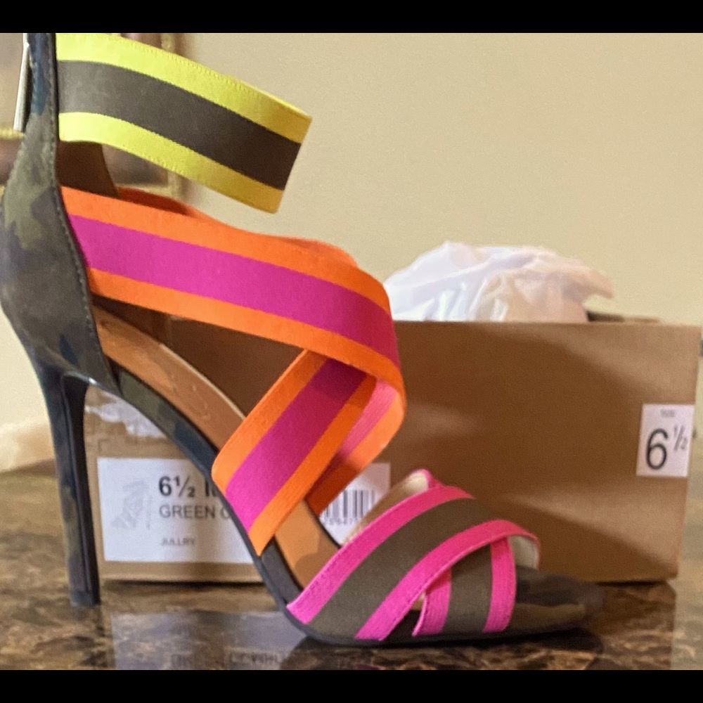 Brand new Jessica Simpson sexy stiletto!!💋